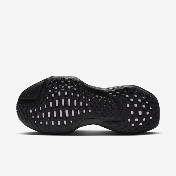 Nike ZoomX Invincible Run 3. BLACK. Size 10 - DR2615-005 main image 4